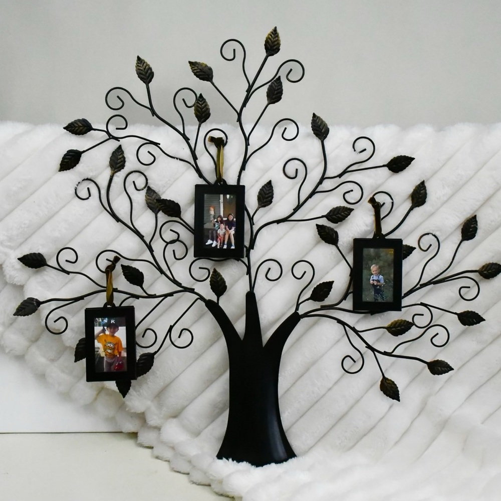 Elegant Black Family Tree Photo Frame